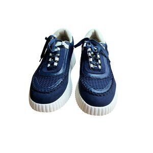 Navy Blue Mesh & Suede Men’s Lace-Up Sneakers With White Ribbed Sole size 9.5